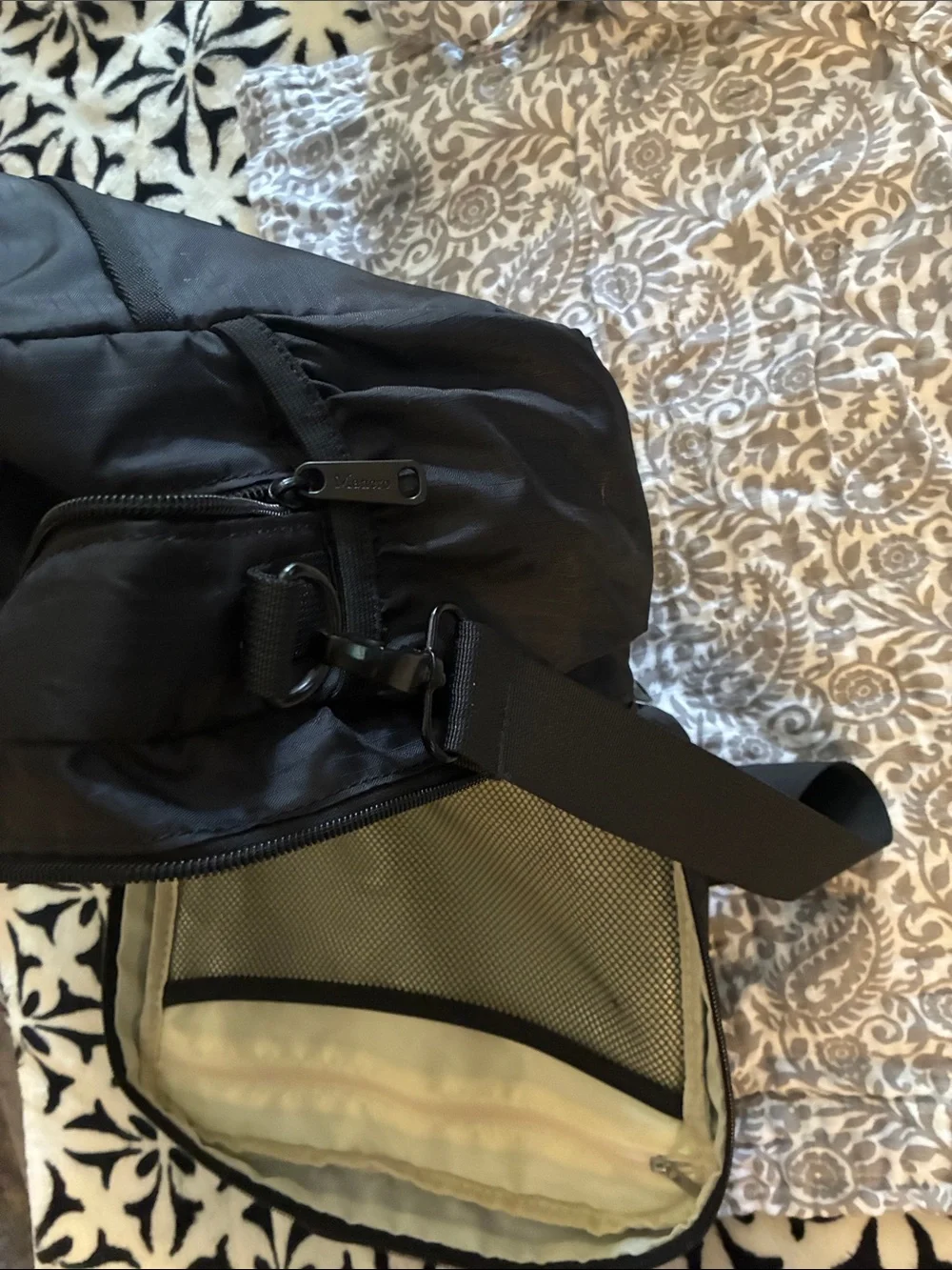 Nursing cover & hands free nursing pump bag